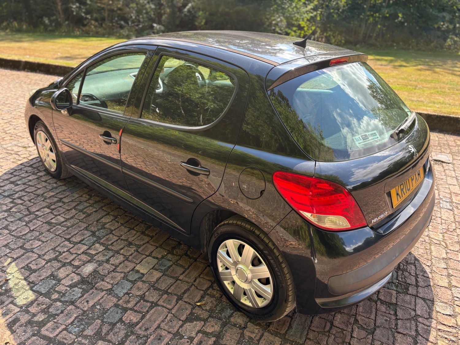 Used Peugeot 207 2010 for sale - 76585491: Photo 11