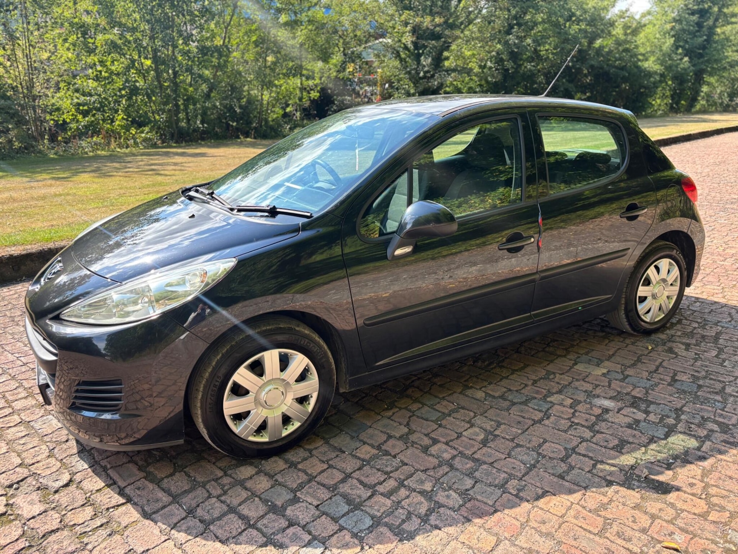 Used Peugeot 207 2010 for sale - 76585491: Photo 3