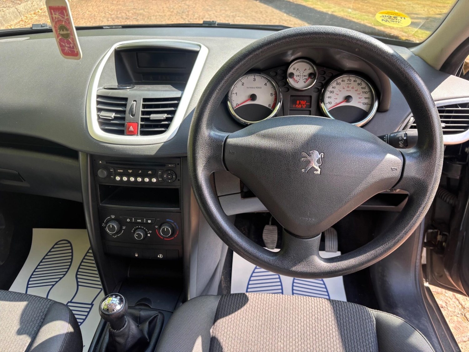 Used Peugeot 207 2010 for sale - 76585491: Photo 7