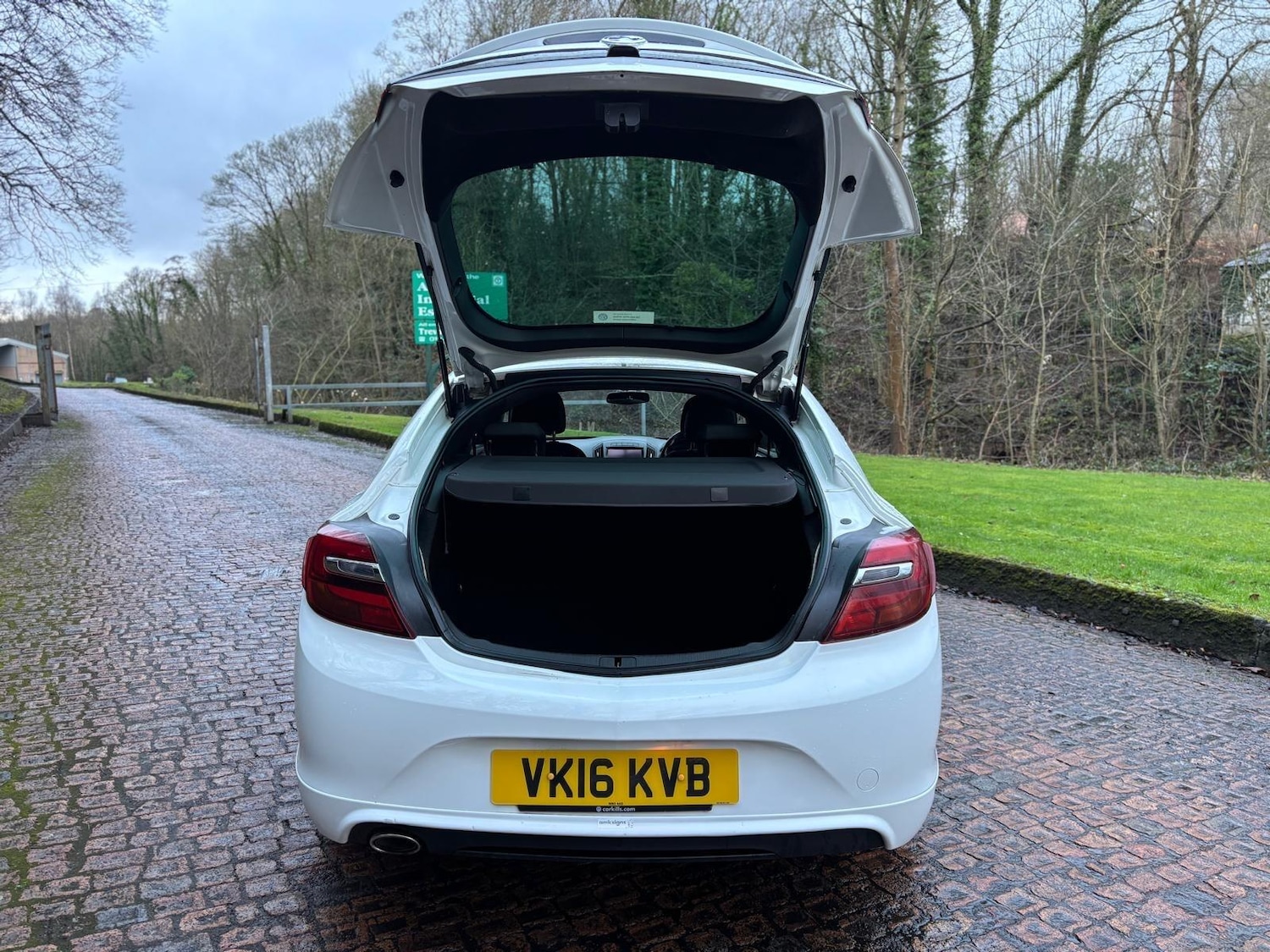 Used Vauxhall Insignia 2016 for sale - 76991865: Photo 30