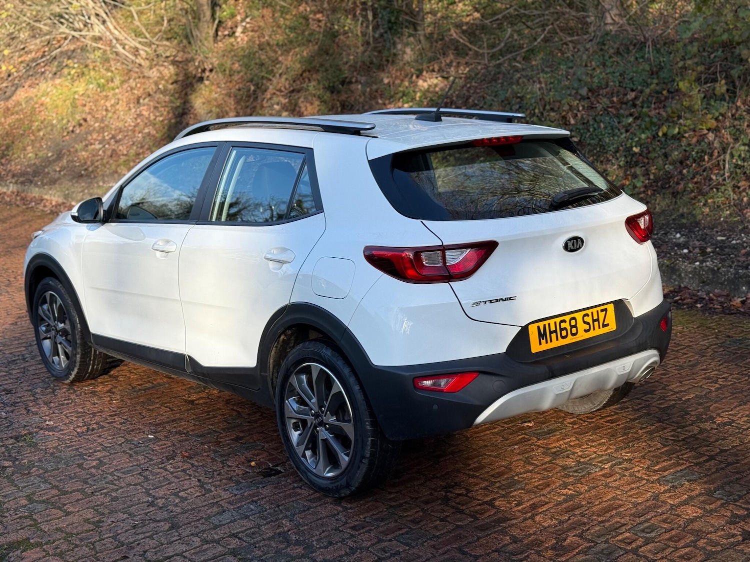 Used Kia Stonic 2019 for sale - 76801249: Photo 12