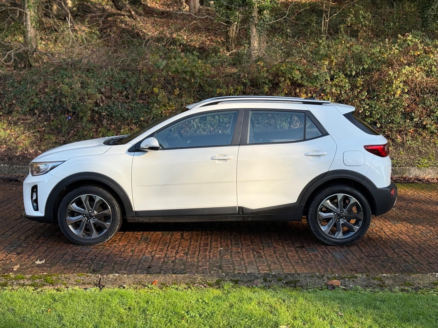 Used Kia Stonic 2019 for sale - 76801249: Photo 13