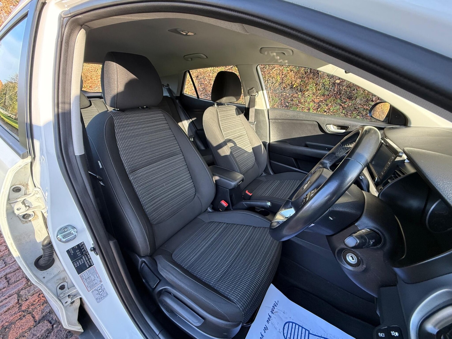 Used Kia Stonic 2019 for sale - 76801249: Photo 20