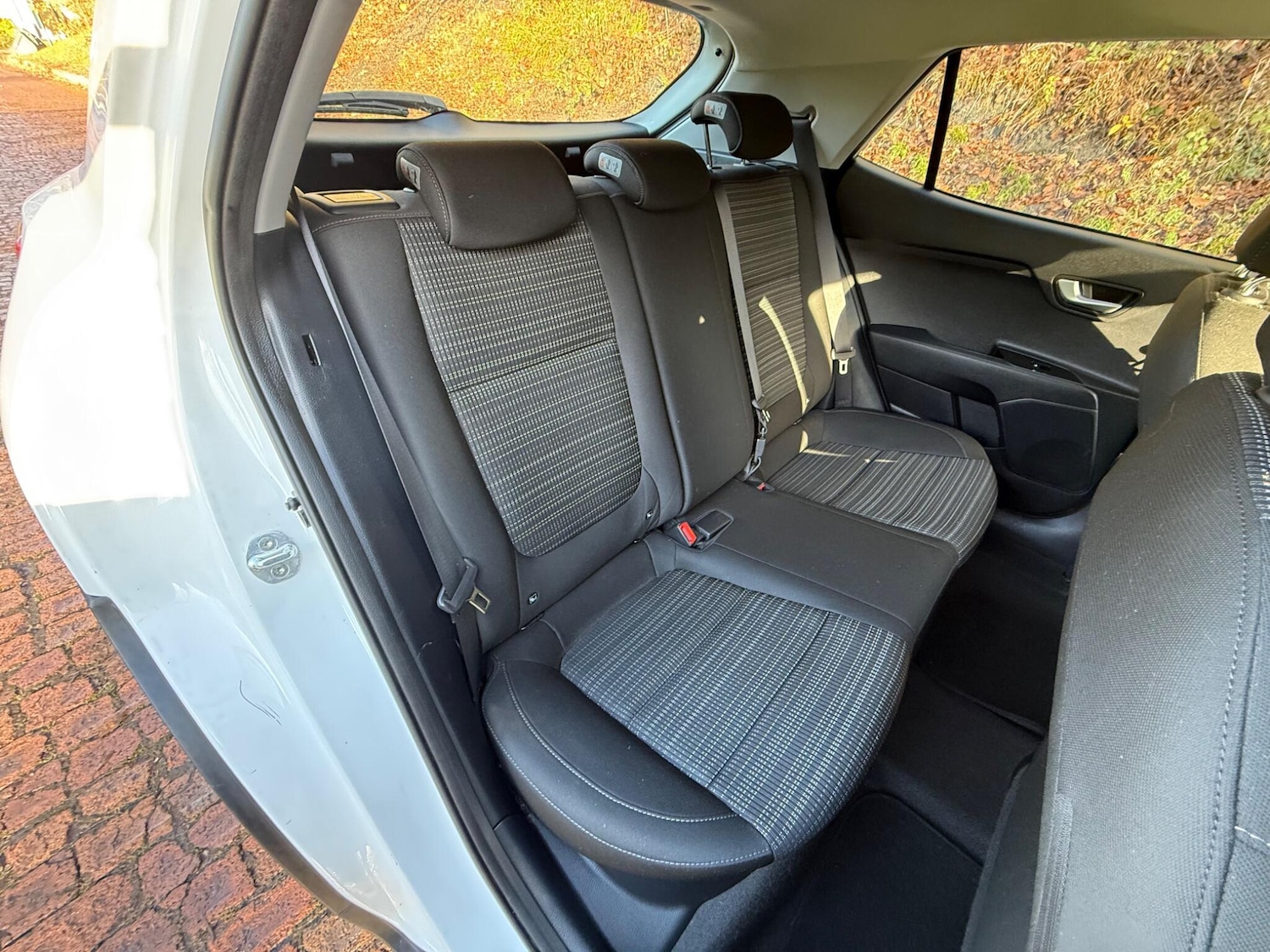 Used Kia Stonic 2019 for sale - 76801249: Photo 22