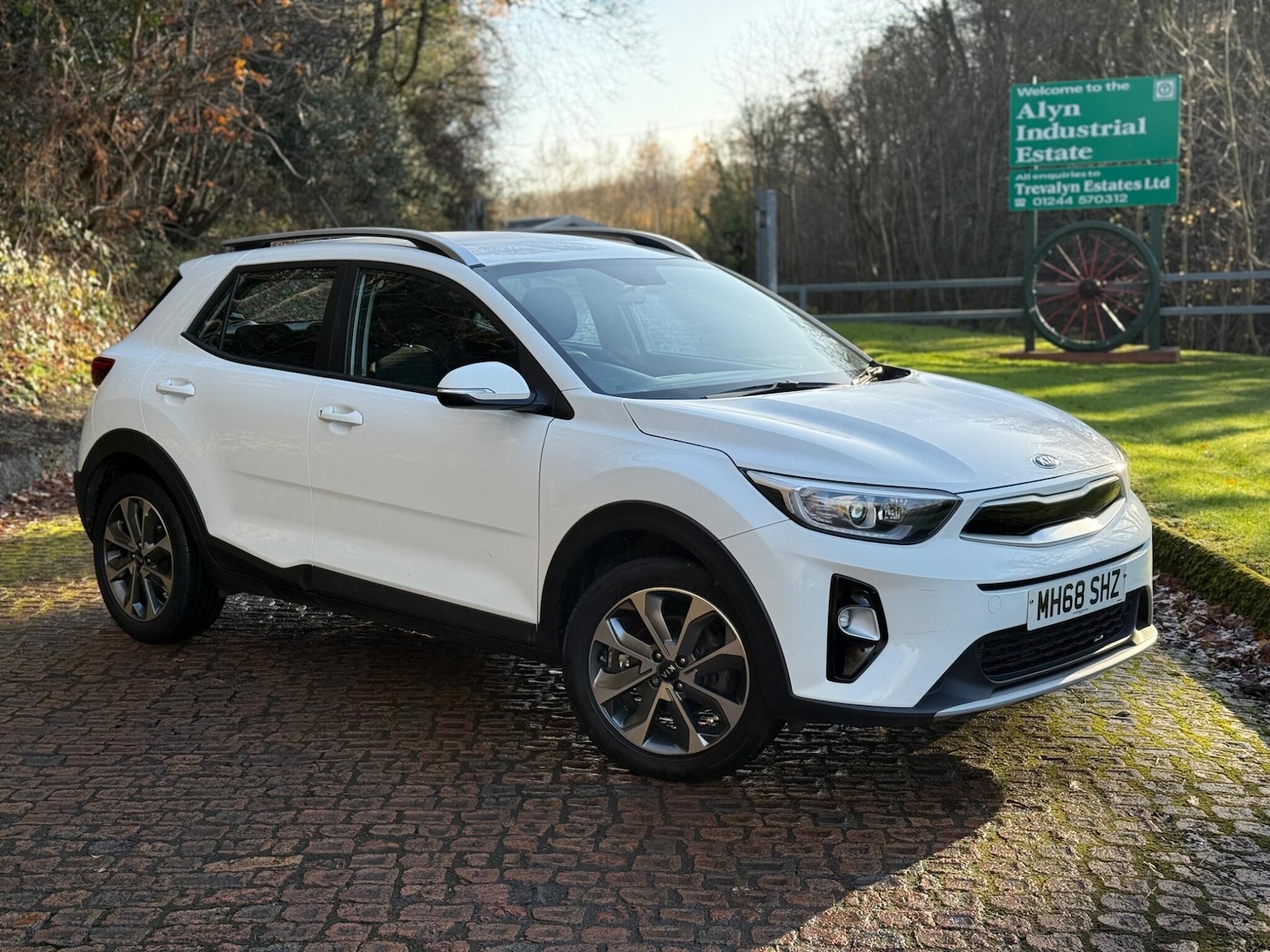 Used Kia Stonic 2019 for sale - 76801249: Photo 8