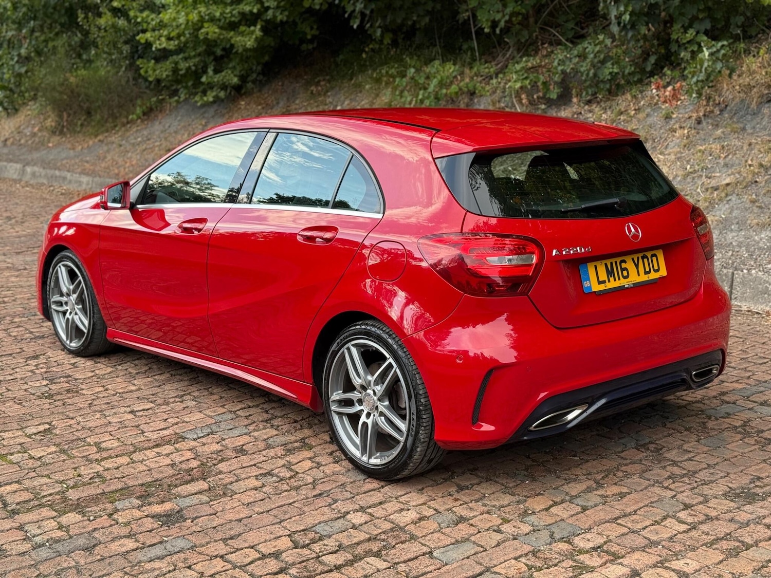 Used Mercedes-Benz A-Class for sale - 76988629: Photo 3