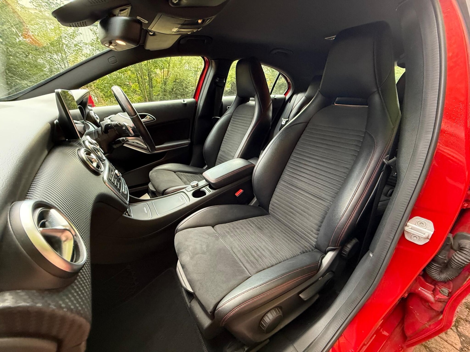 Used Mercedes-Benz A-Class for sale - 76988629: Photo 38