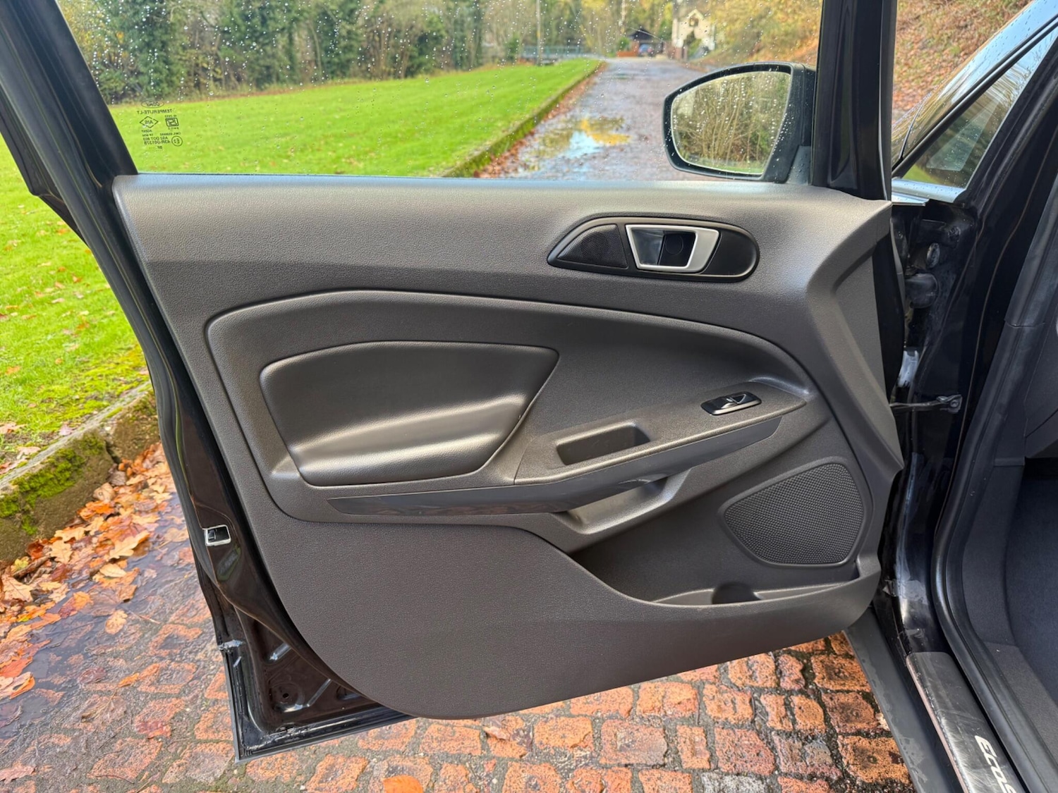 Used Ford Ecosport 2016 for sale - 76688994: Photo 24