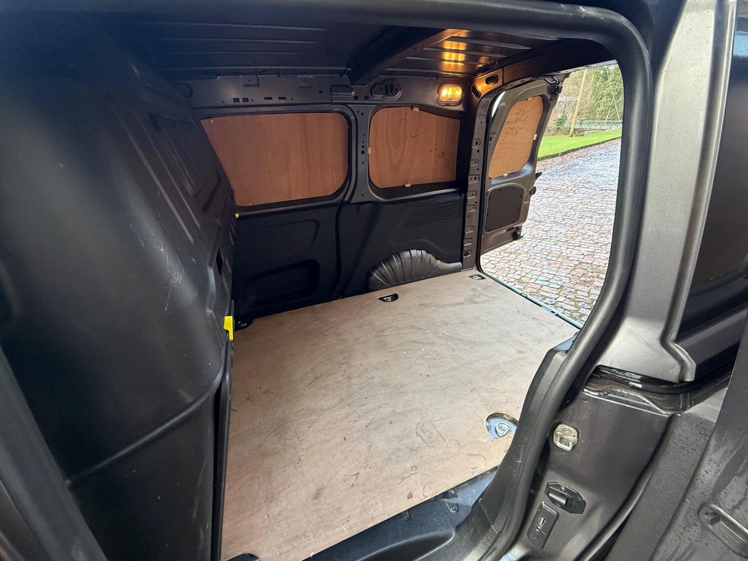 Vehicle 29