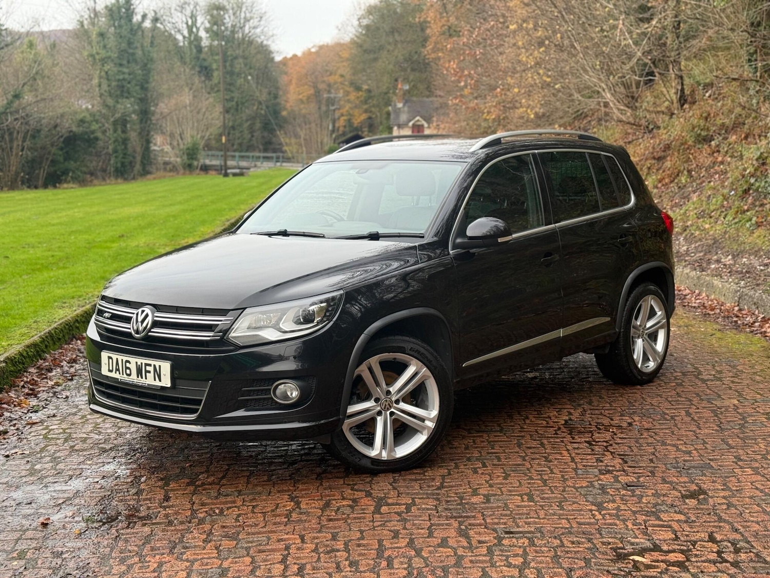 Used Volkswagen Tiguan 2016 for sale - 76824112: Photo 10