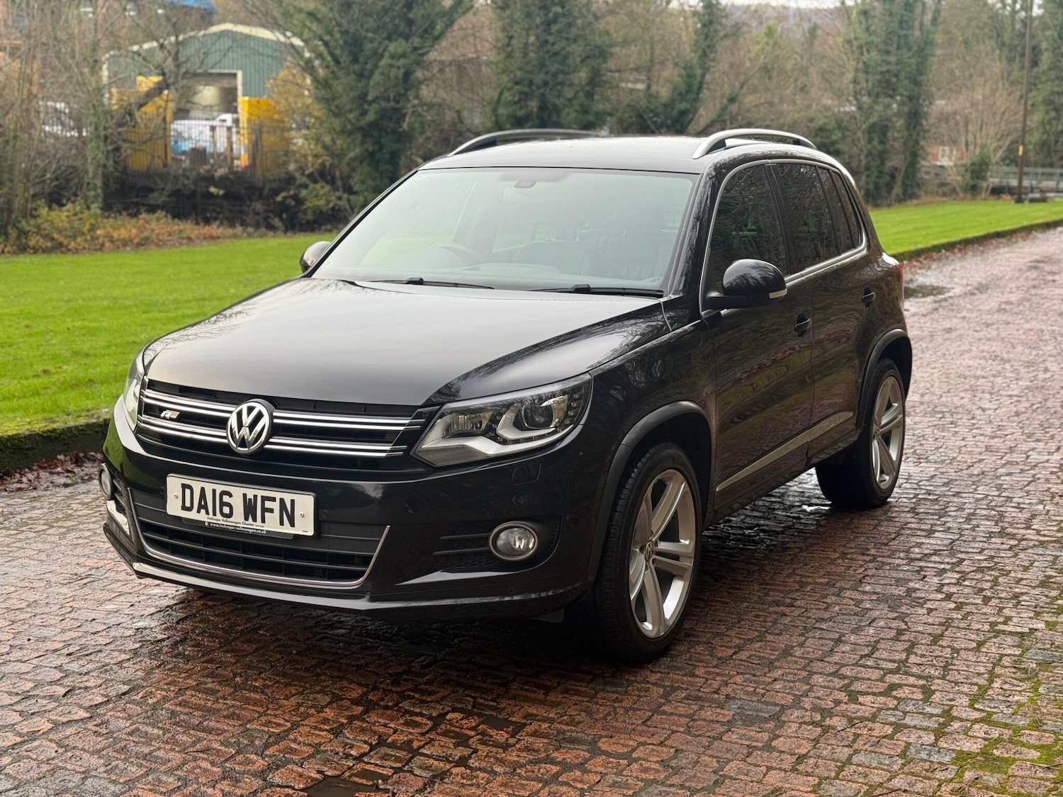 Used Volkswagen Tiguan 2016 for sale - 76824112: Photo 11