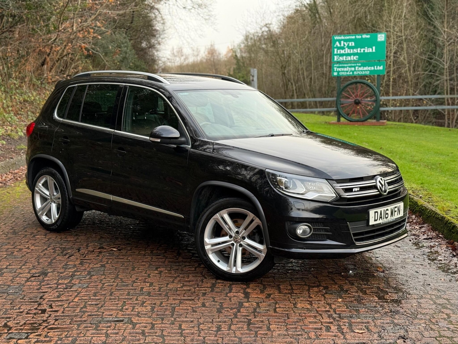 Used Volkswagen Tiguan 2016 for sale - 76824112: Photo 7