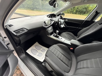 Used Peugeot 308 2016 for sale - 79290259: Photo
