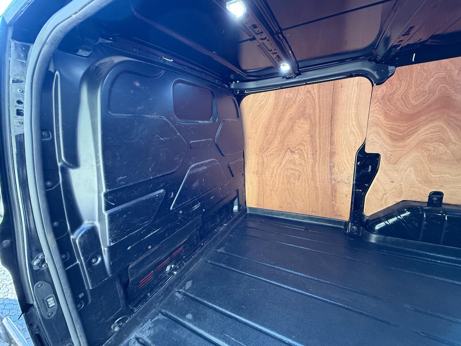 Used Ford Transit Custom 2020 for sale - 76584028: Photo 32