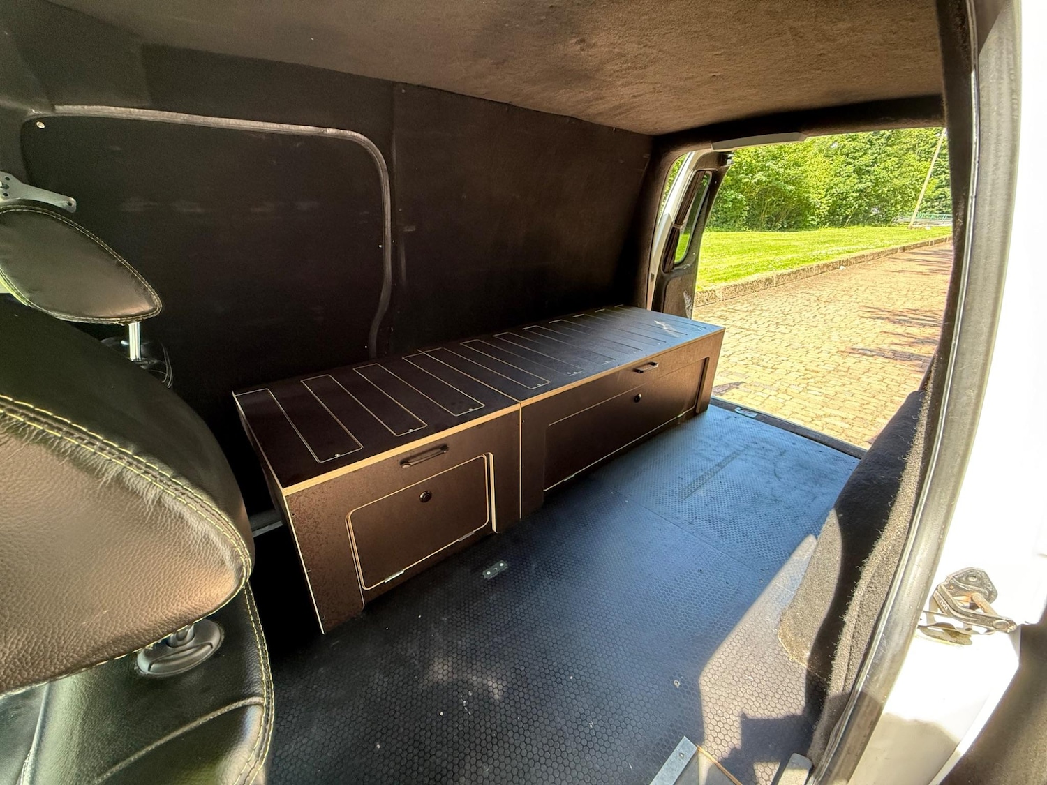 Vehicle 27