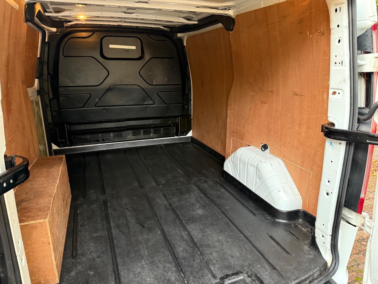 Used Ford Transit Custom 2018 for sale - 76349057: Photo 34