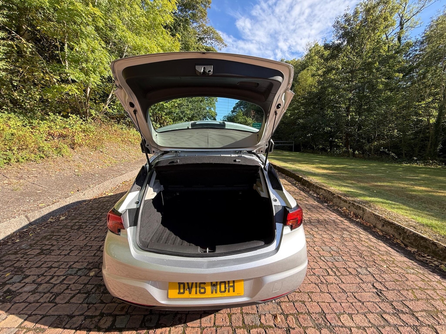 Used Vauxhall Astra 2016 for sale - 76991526: Photo 31