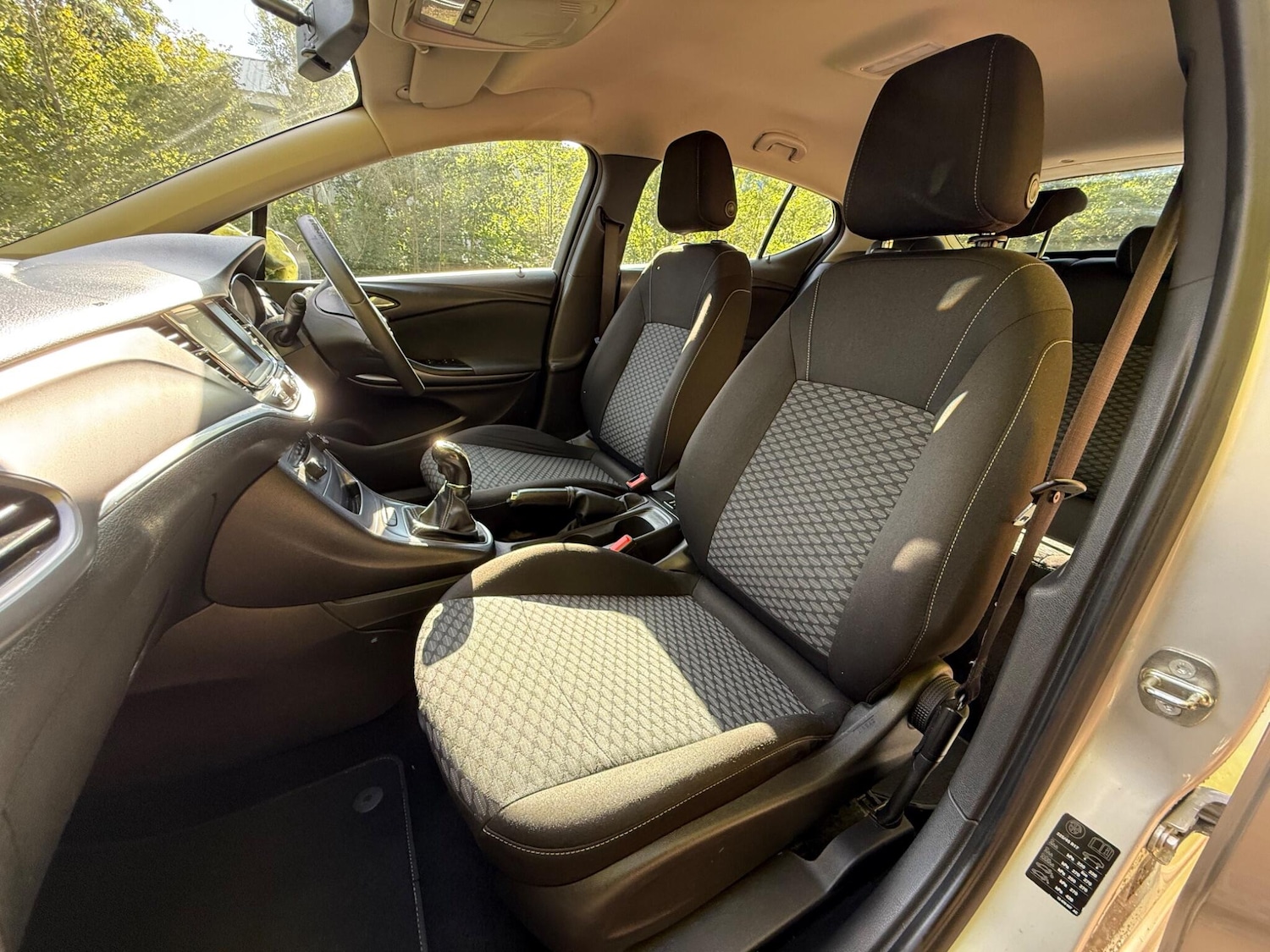 Used Vauxhall Astra 2016 for sale - 76991526: Photo 33