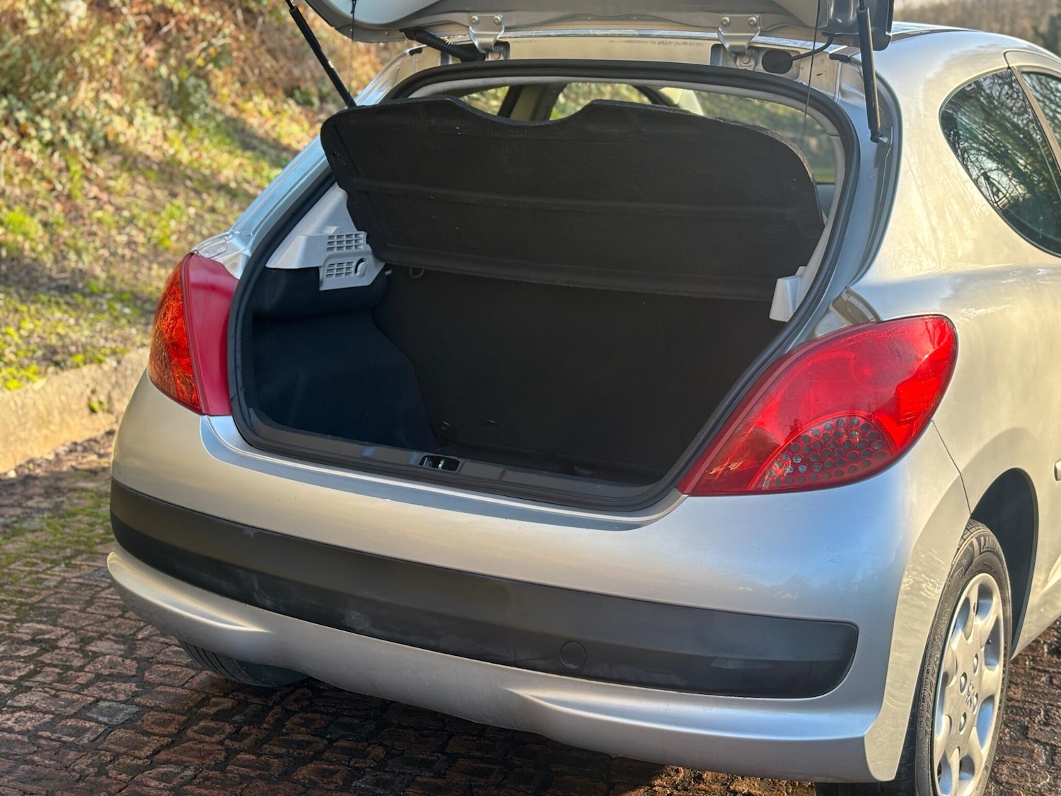 Used Peugeot 207 for sale - 77016727: Photo 11