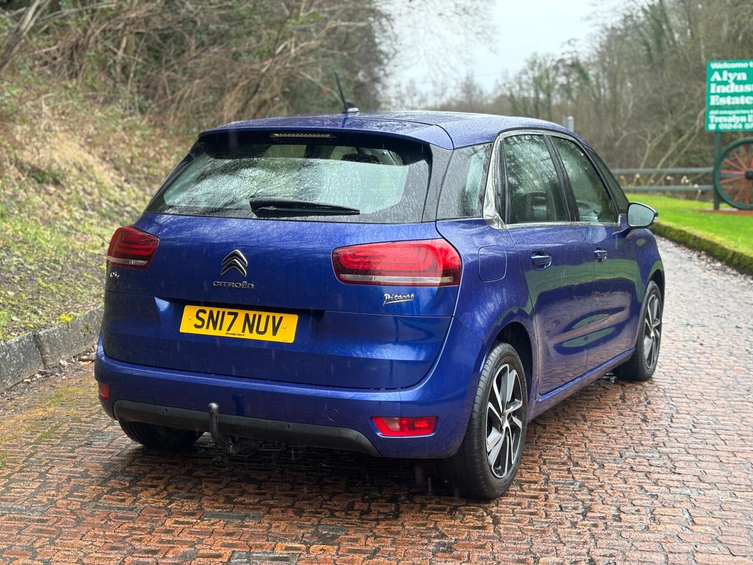 Used Citroen C4 Picasso 2017 for sale - 77683185: Photo 8