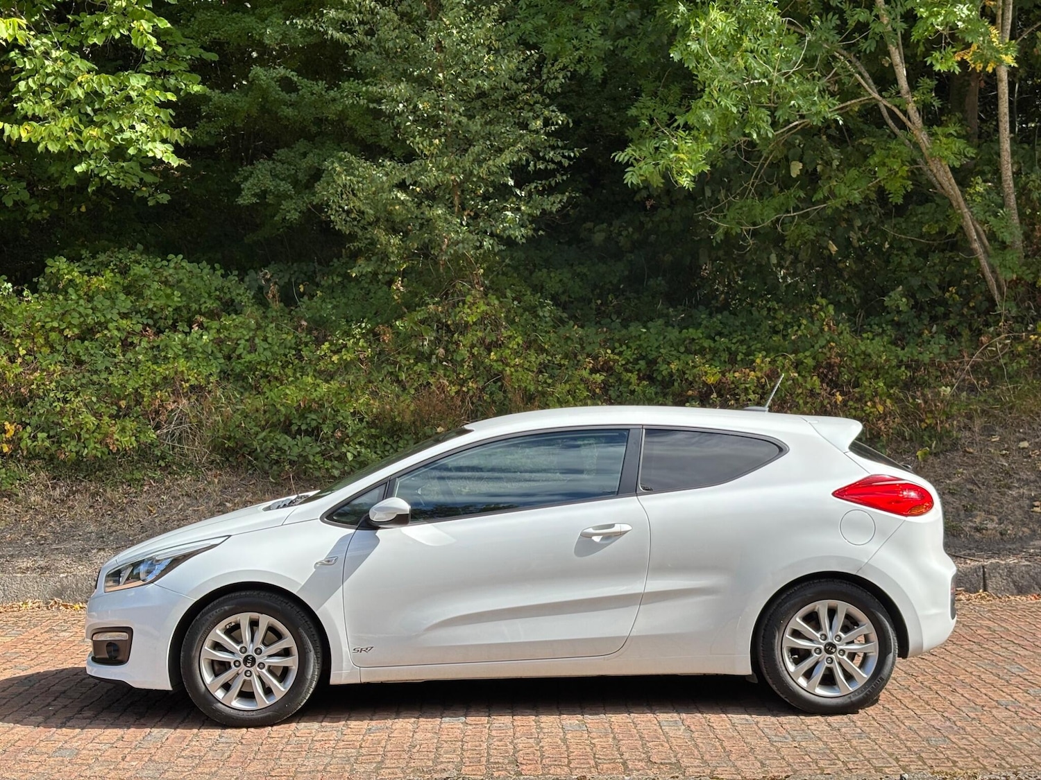 Used Kia Pro Ceed 2016 for sale - 76585139: Photo 3