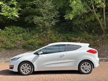 Used Kia Pro Ceed 2016 for sale - 76585139: Photo