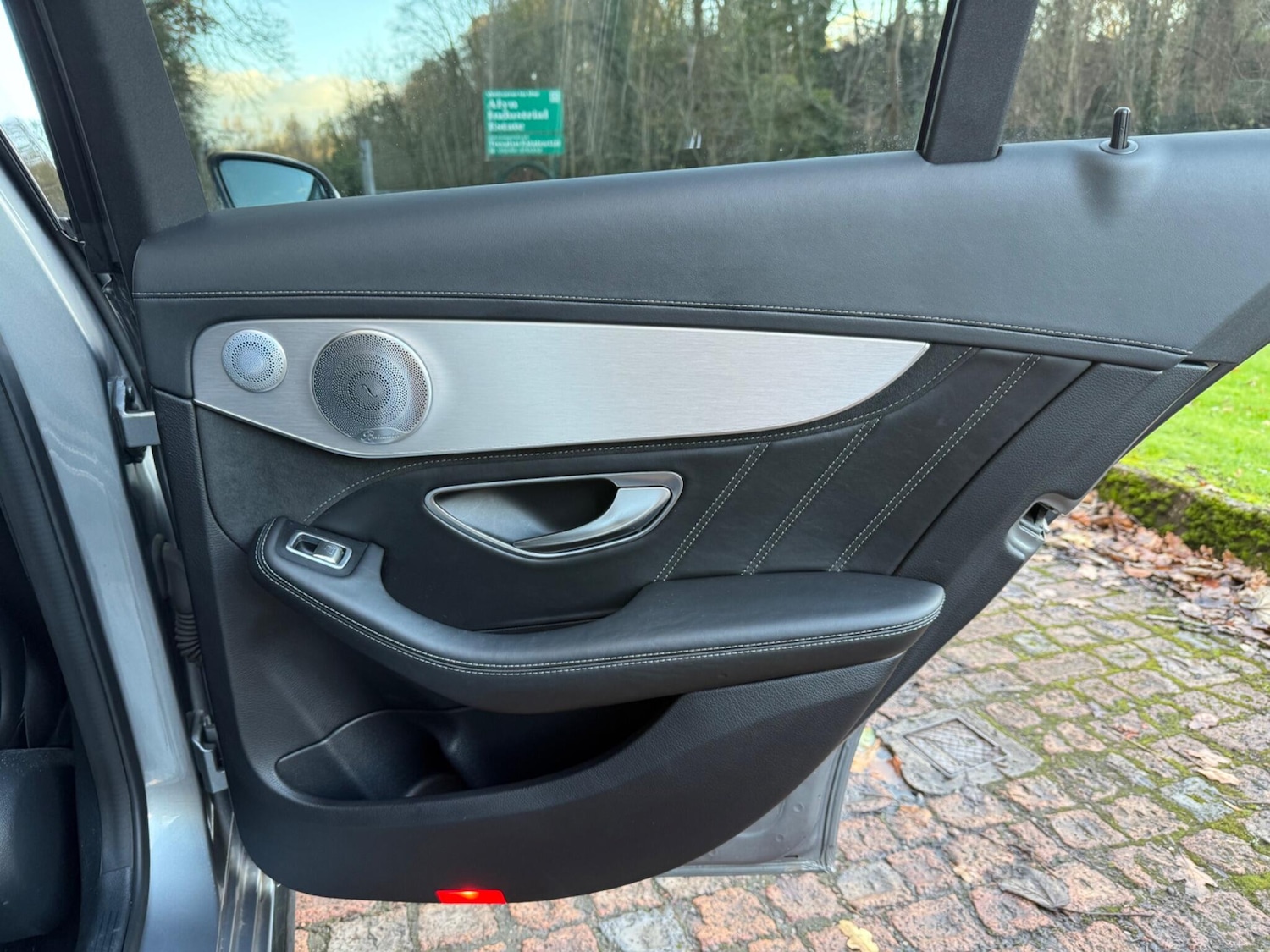 Used Mercedes-Benz C Class 2016 for sale - 76688921: Photo 40