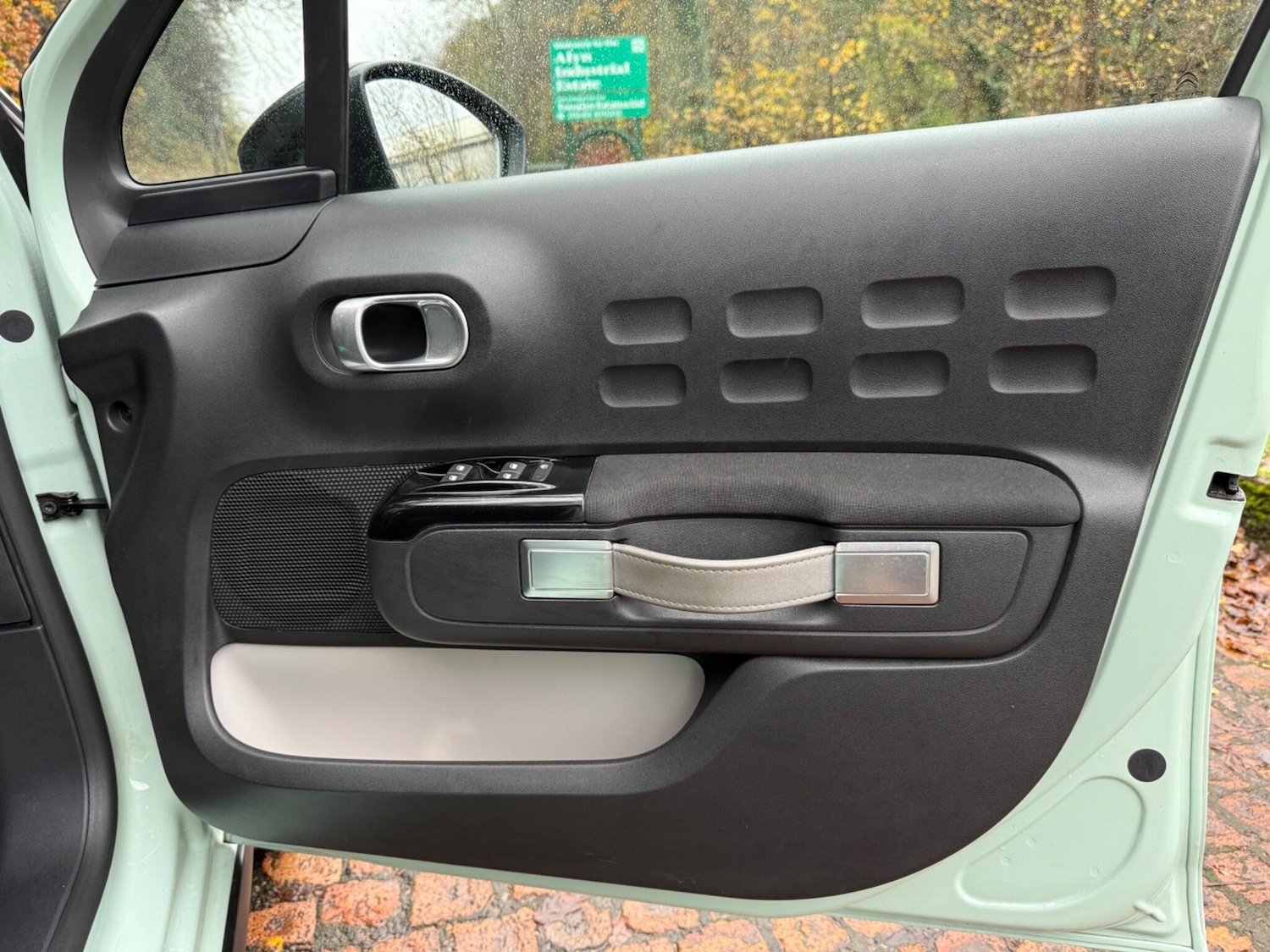 Used Citroen C3 2019 for sale - 76592916: Photo 25