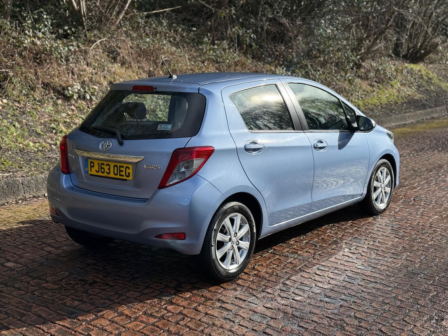 Used Toyota Yaris 2013 for sale - 77633705: Photo 16