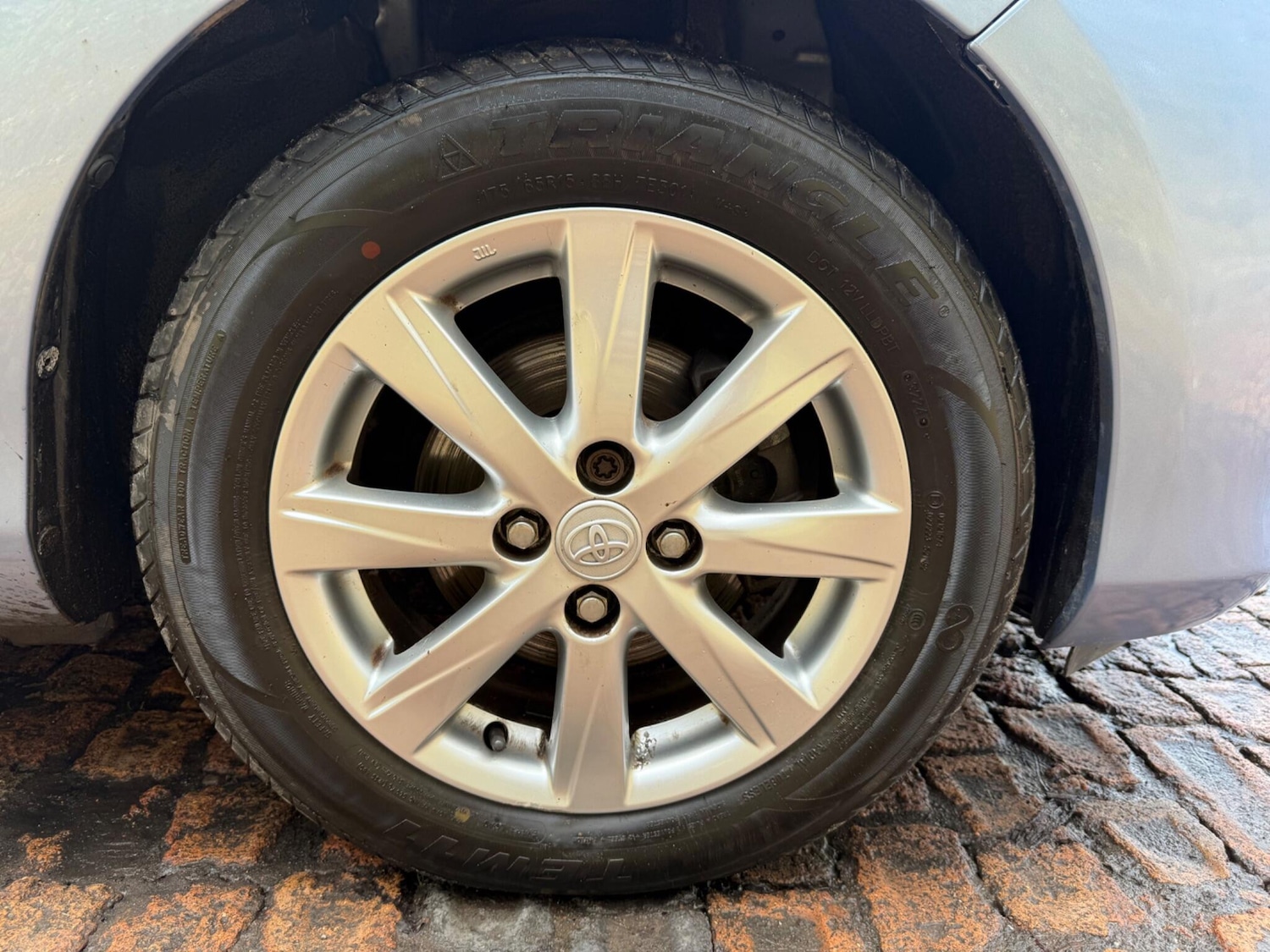 Used Toyota Yaris 2013 for sale - 77633705: Photo 29