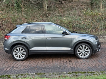 Used Volkswagen T-Roc 2018 for sale - 78789035: Photo