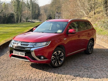 Mitsubishi Outlander feature image