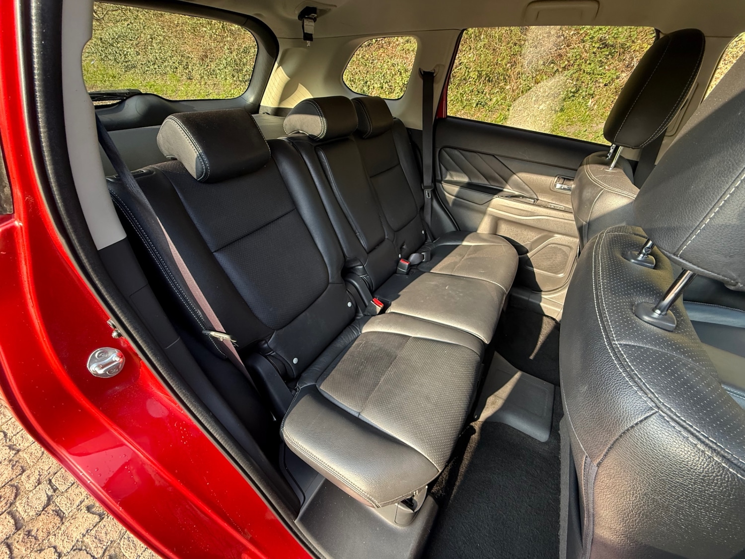 Used Mitsubishi Outlander 2015 for sale - 77966258: Photo 24