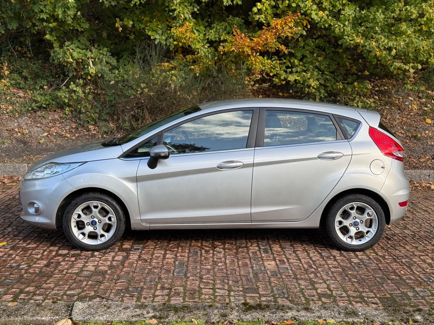 Used Ford Fiesta 2012 for sale - 76377632: Photo 11
