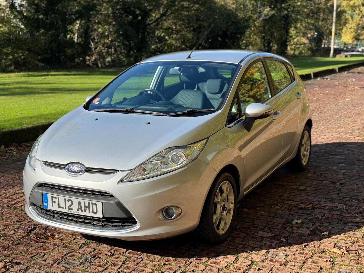 Used Ford Fiesta 2012 for sale - 76377632: Photo 8