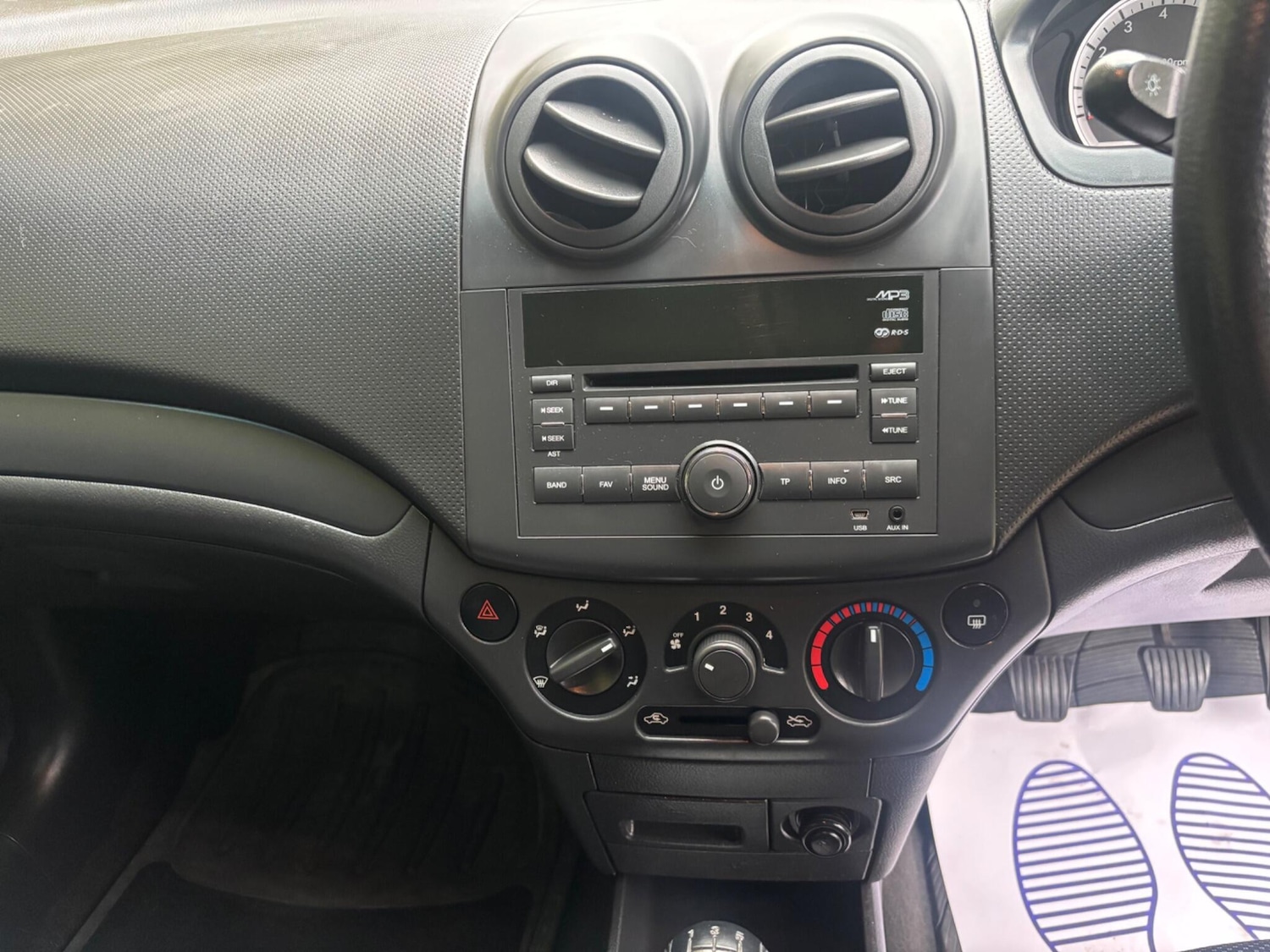 Used Chevrolet Aveo 2010 for sale - 77351675: Photo 15