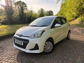 Used Hyundai i10 2018 for sale - 75809644: Photo