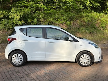 Used Hyundai i10 2018 for sale - 75809644: Photo