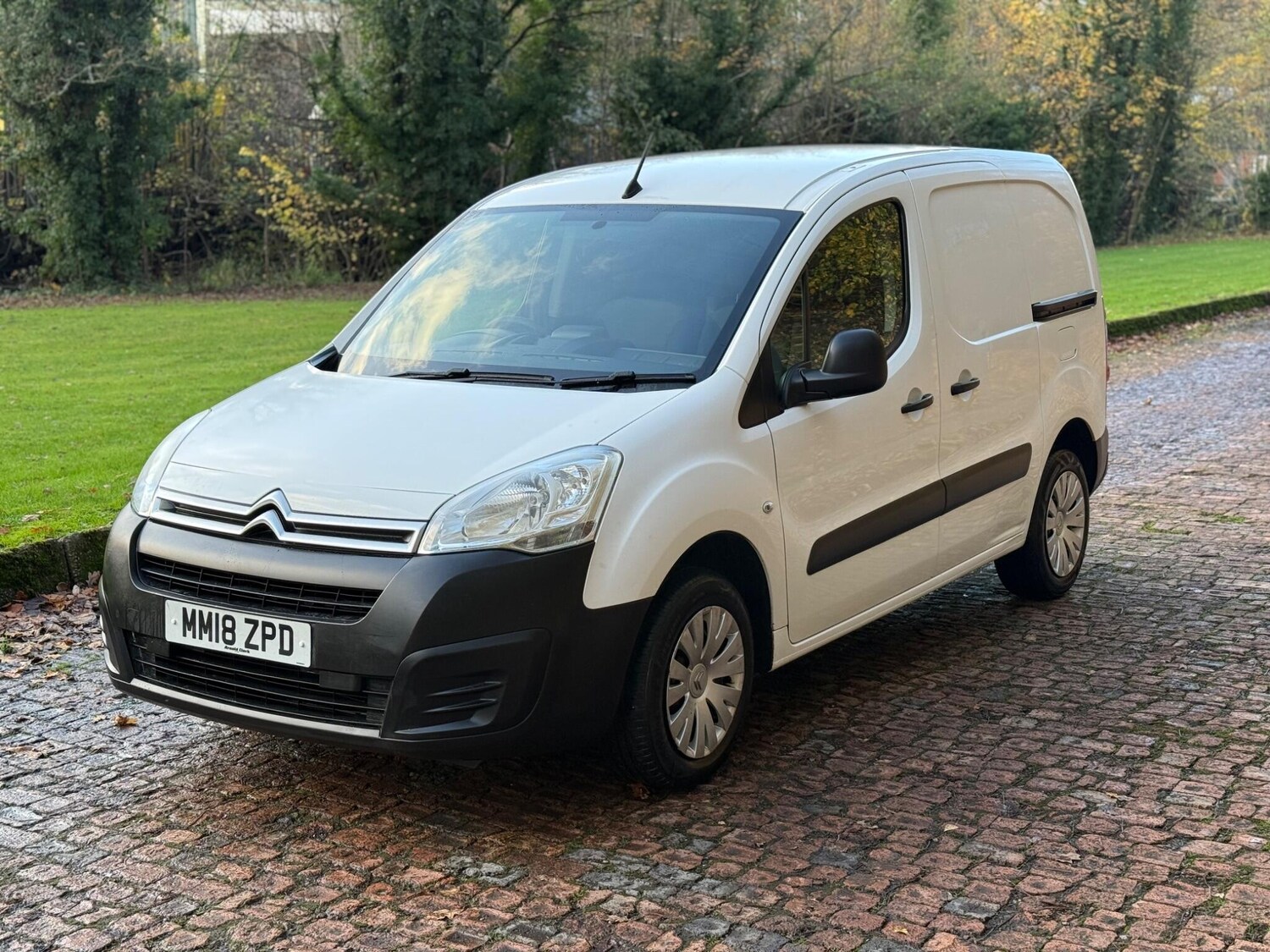 Used Citroen Berlingo 2018 for sale - 76585541: Photo 2
