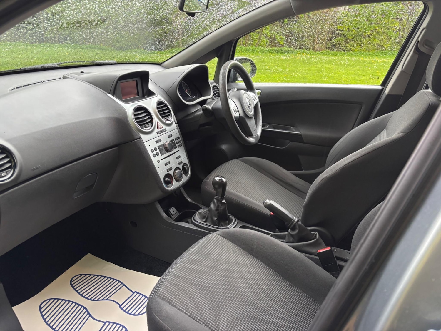 Used Vauxhall Corsa 2011 for sale - 76585233: Photo 4