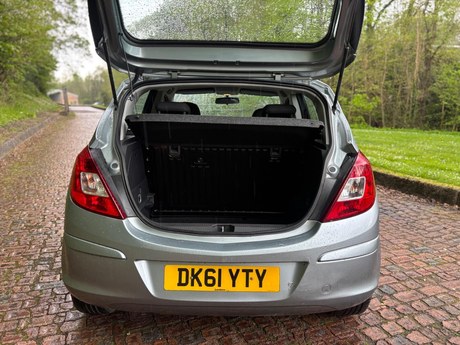 Used Vauxhall Corsa 2011 for sale - 76585233: Photo 7