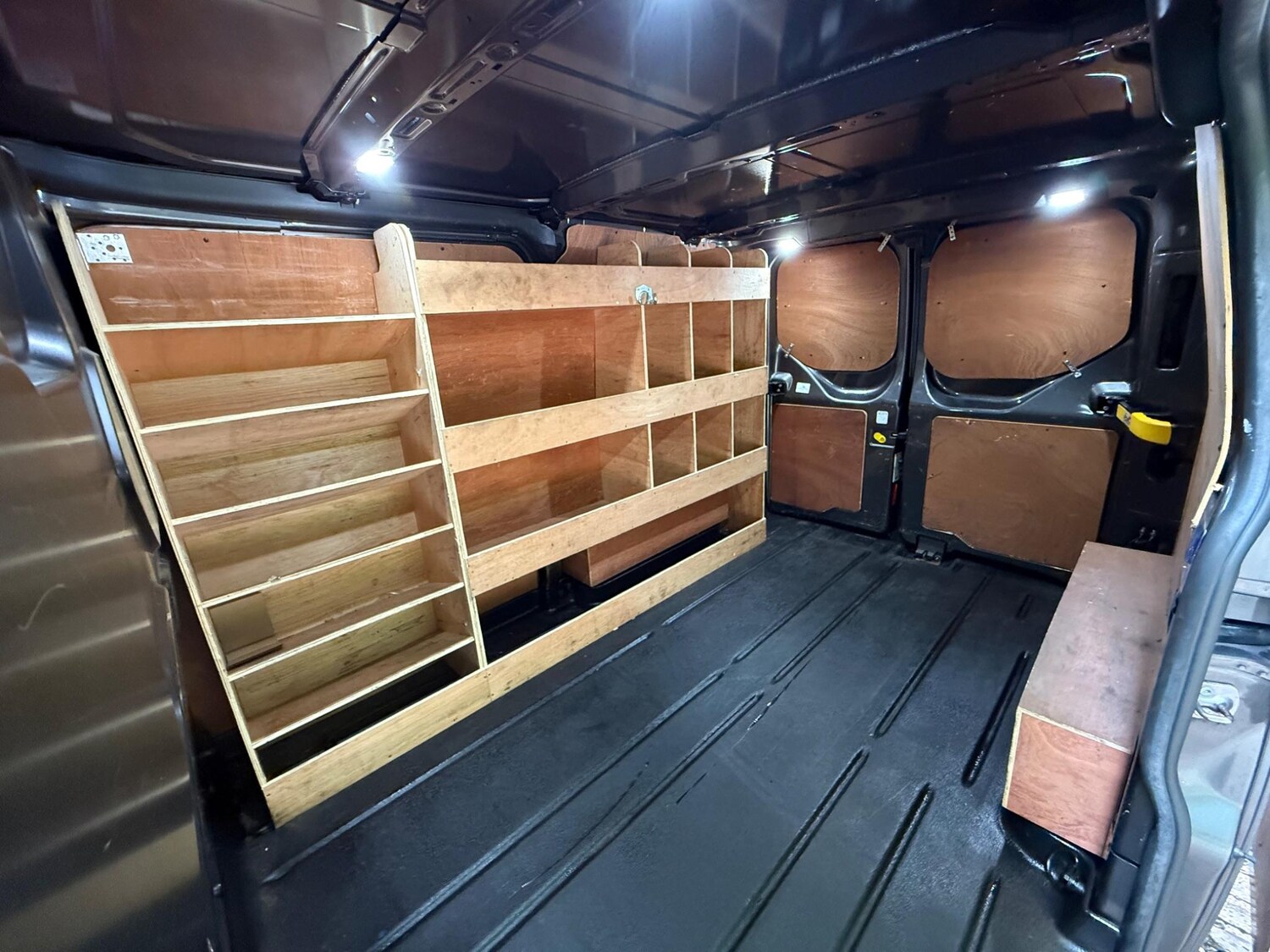 Used Ford Transit Custom for sale - 77315150: Photo 39