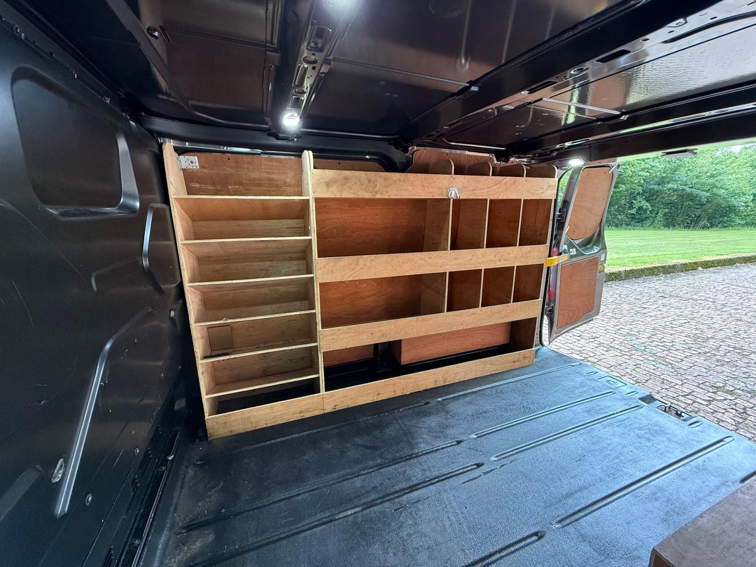 Used Ford Transit Custom for sale - 77315150: Photo 40