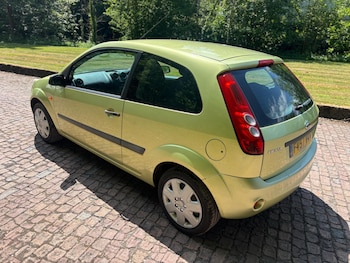 Used Ford Fiesta 2007 for sale - 75809600: Photo