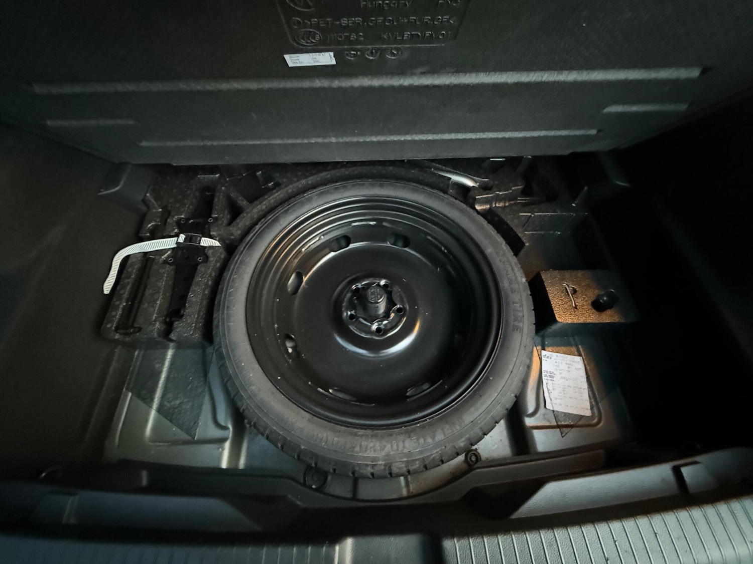 Used Volkswagen T-Roc 2018 for sale - 77015764: Photo 40