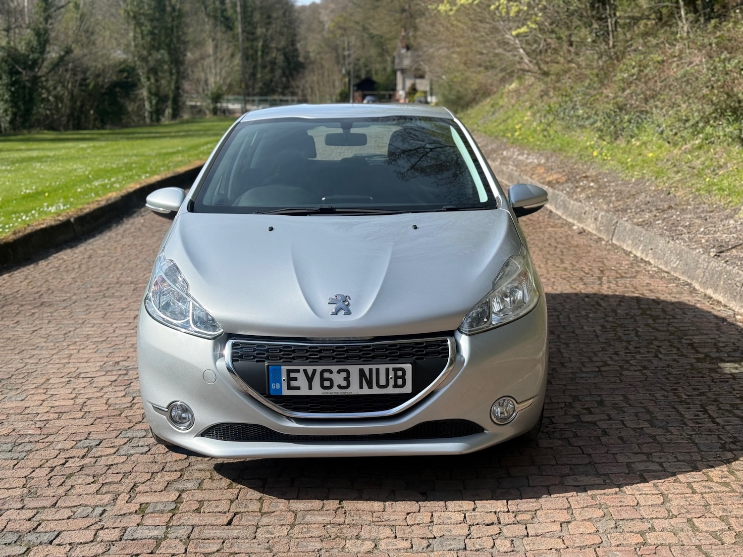 Used Peugeot 208 2013 for sale - 78145017: Photo 2