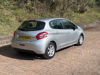 Used Peugeot 208 2013 for sale - 78145017: Photo