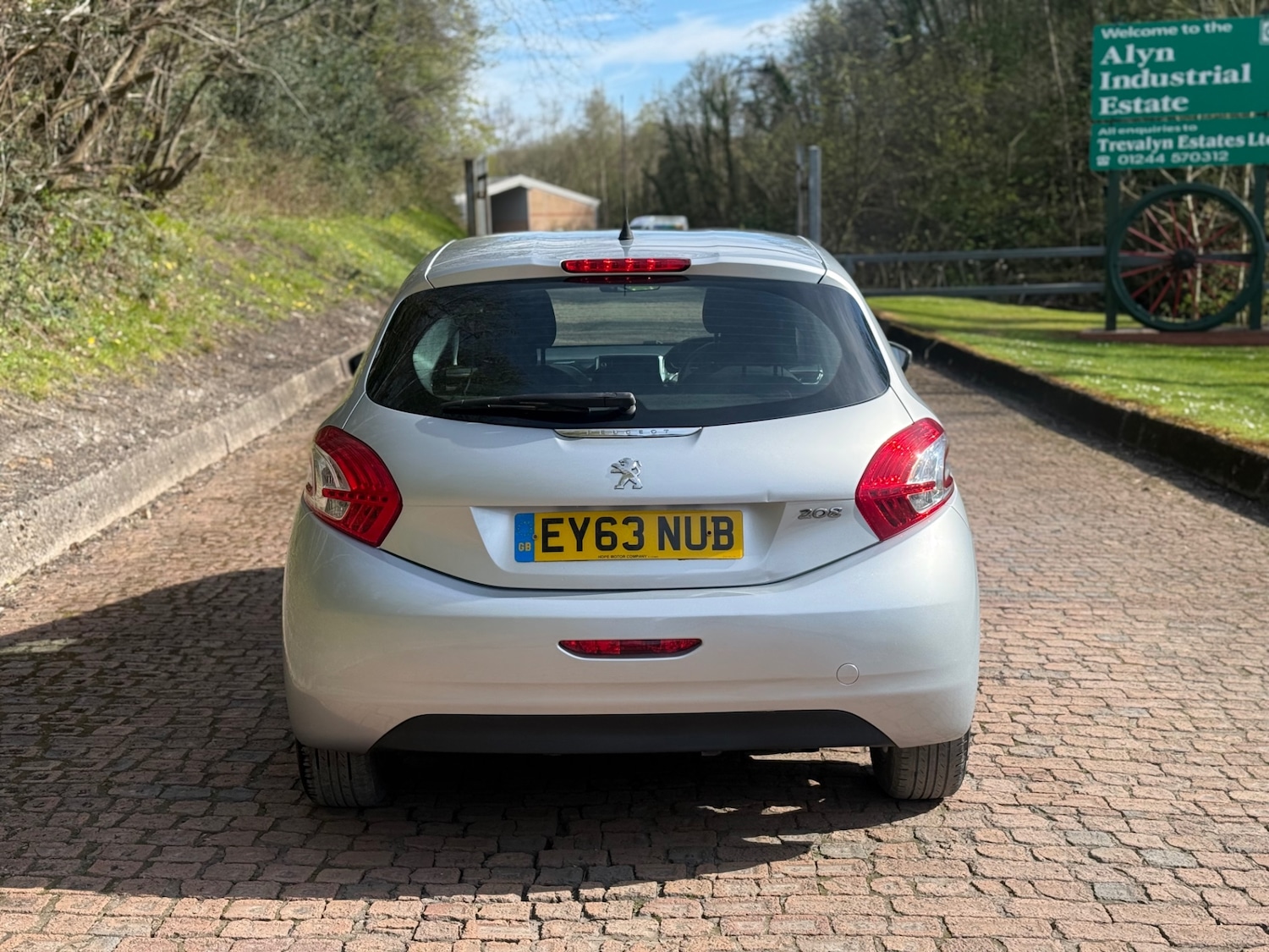 Used Peugeot 208 2013 for sale - 78145017: Photo 7