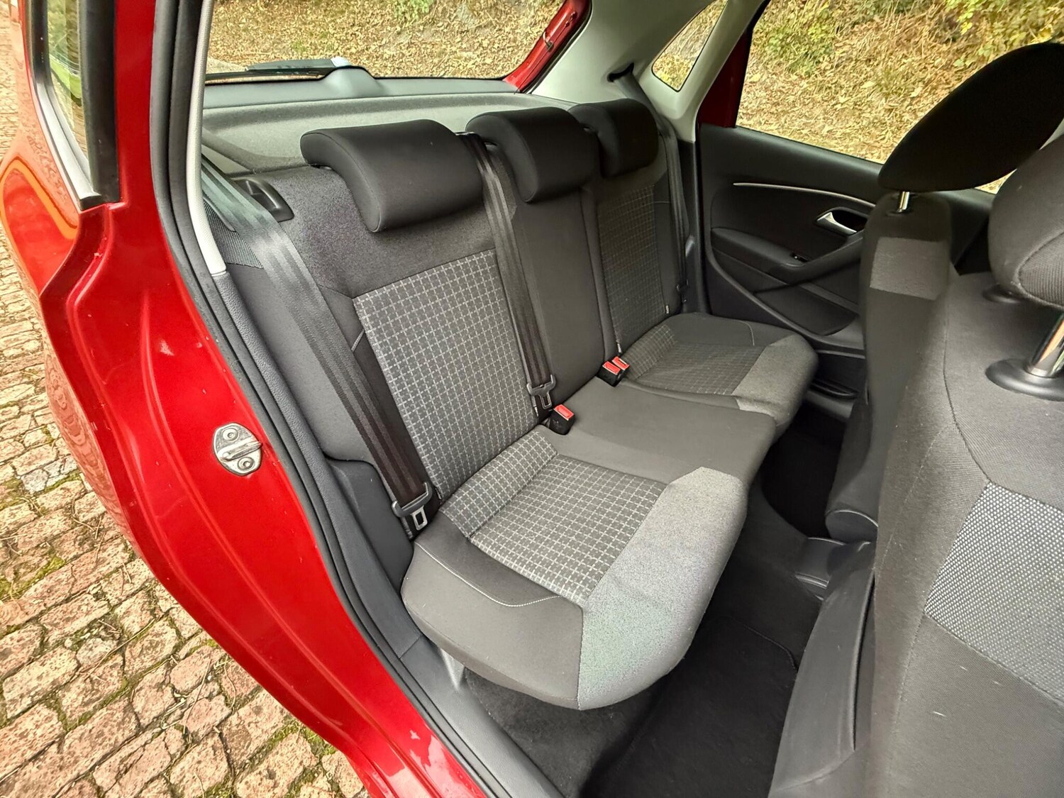 Used Volkswagen Polo 2014 for sale - 76348985: Photo 24