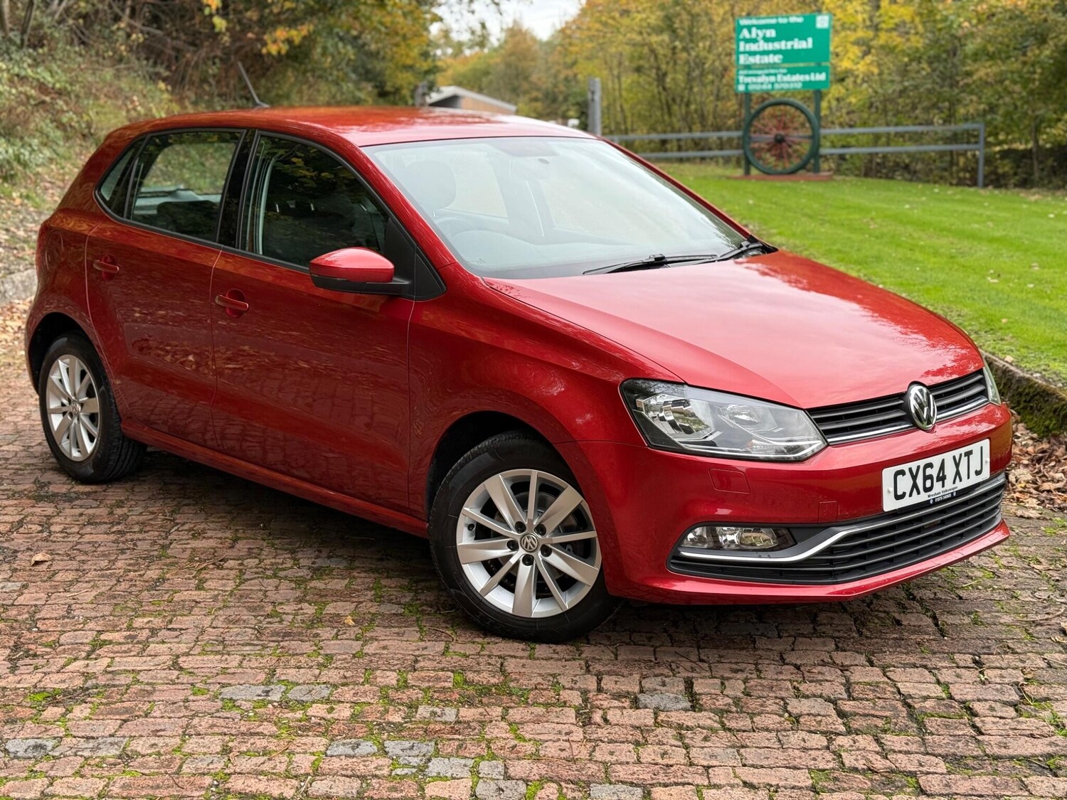 Used Volkswagen Polo 2014 for sale - 76348985: Photo 5